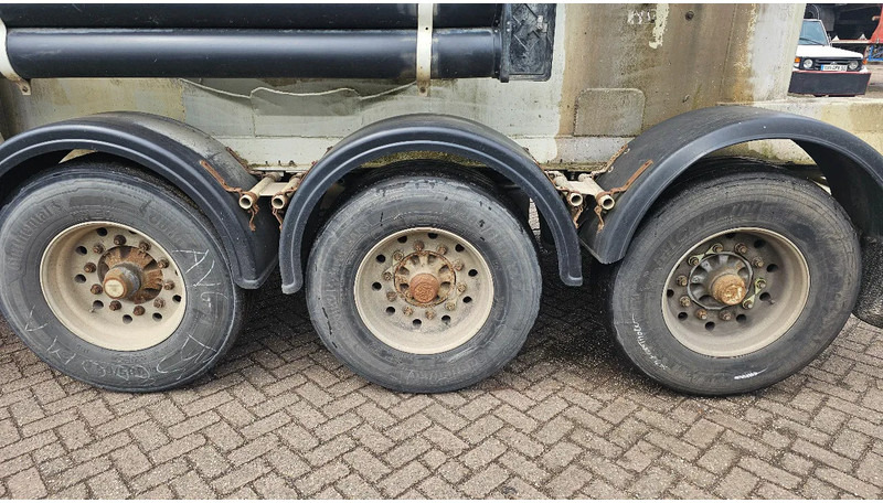 Tank semi-trailer SPITZER Eurovrac Silo 43m3: picture 16