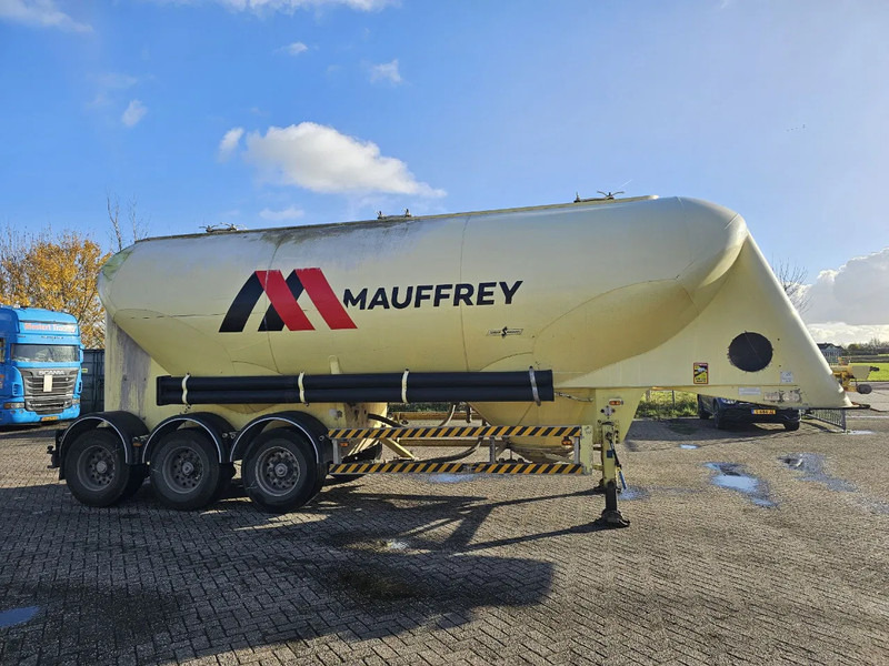 SPITZER S27DR - Tank semi-trailer: picture 4 SPITZER S27DR - Tank semi-trailer: picture 4