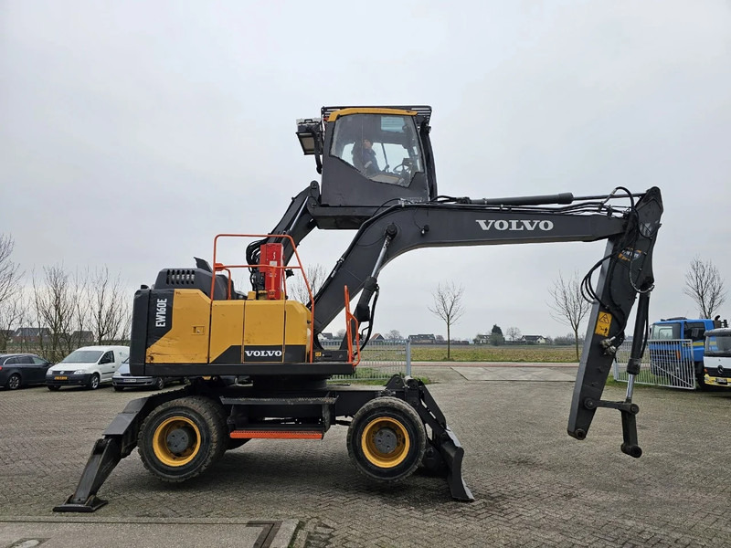 Wheel excavator Volvo EW160E: picture 7
