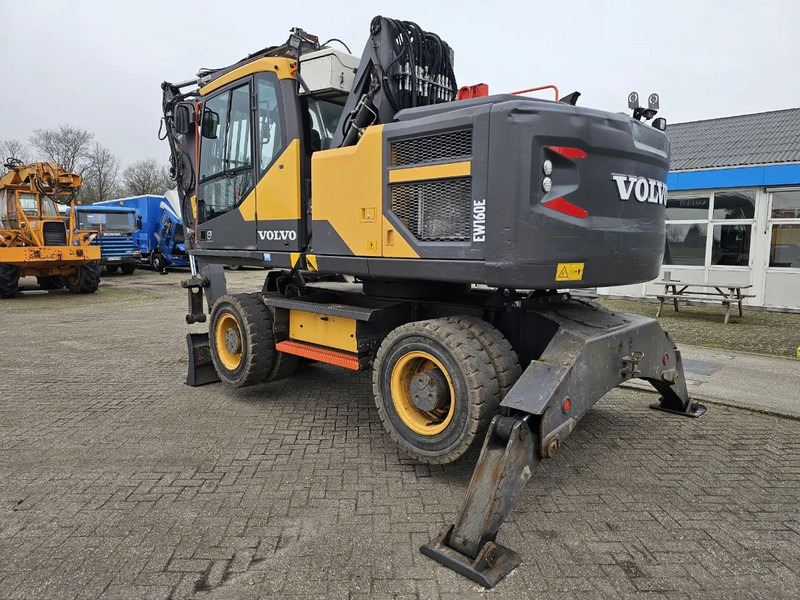 Wheel excavator Volvo EW160E: picture 11