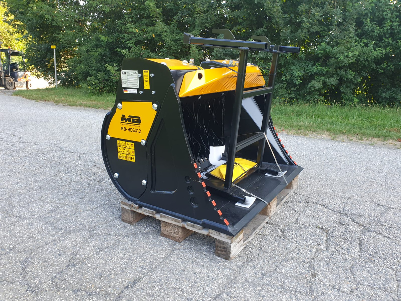 MB CRUSHER HDS 312 - Attachment for Excavator: picture 4 MB CRUSHER HDS 312 - Attachment for Excavator: picture 4
