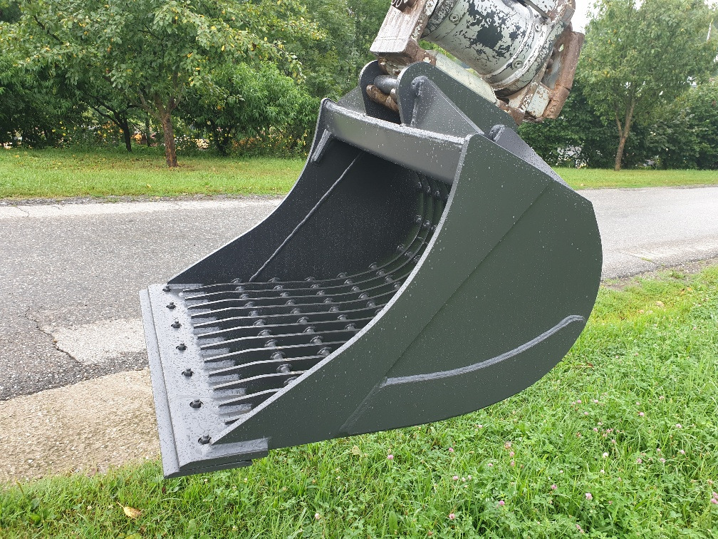 Mesh screen bucket SL 10-100 - Attachment for Mini excavator: picture 4 Mesh screen bucket SL 10-100 - Attachment for Mini excavator: picture 4