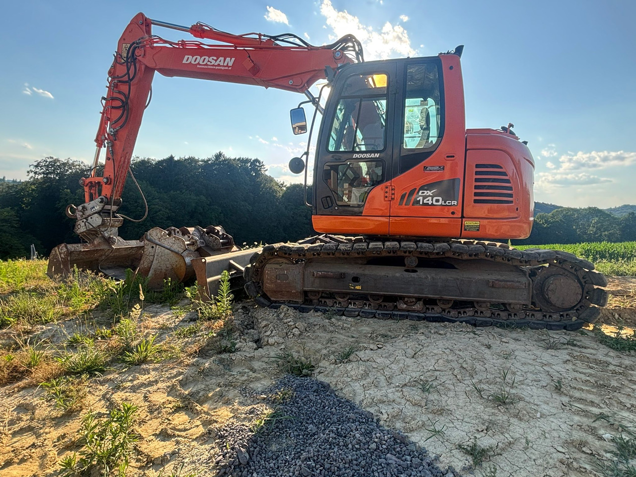 DOOSAN DX 140 LCR-3 - Crawler excavator: picture 4 DOOSAN DX 140 LCR-3 - Crawler excavator: picture 4