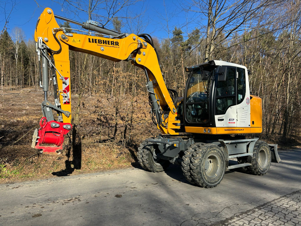 LIEBHERR A 910 Compact Litronic - Wheel excavator: picture 3 LIEBHERR A 910 Compact Litronic - Wheel excavator: picture 3