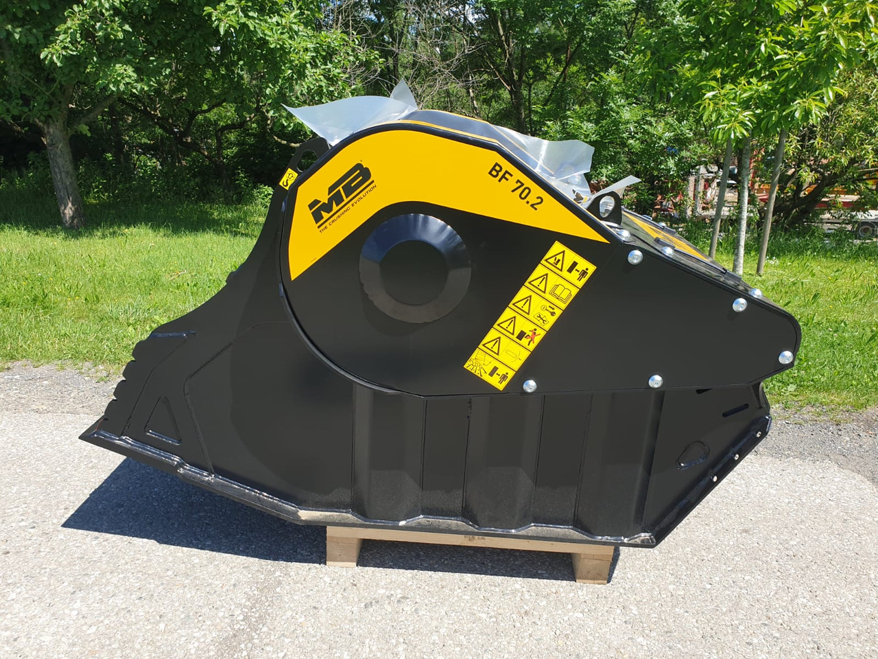 MB CRUSHER BF 70.2 S4 - Bucket for Crawler excavator: picture 5 MB CRUSHER BF 70.2 S4 - Bucket for Crawler excavator: picture 5
