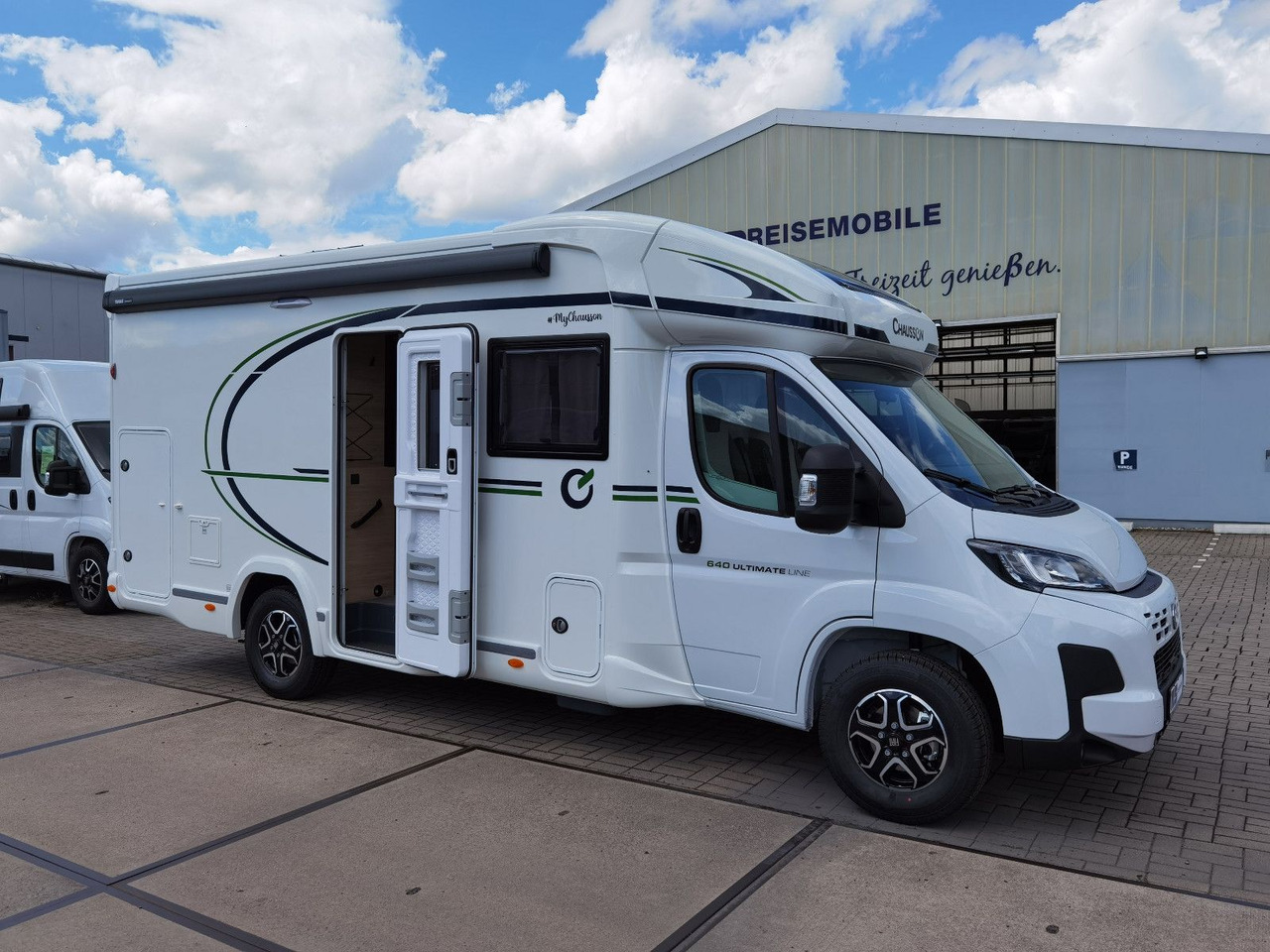 Semi-integrated motorhome Chausson 640 ULTIMATE / -2026- / XX-HUBBETT / DRIVE-PAKET: picture 9 Semi-integrated motorhome Chausson 640 ULTIMATE / -2026- / XX-HUBBETT / DRIVE-PAKET: picture 9