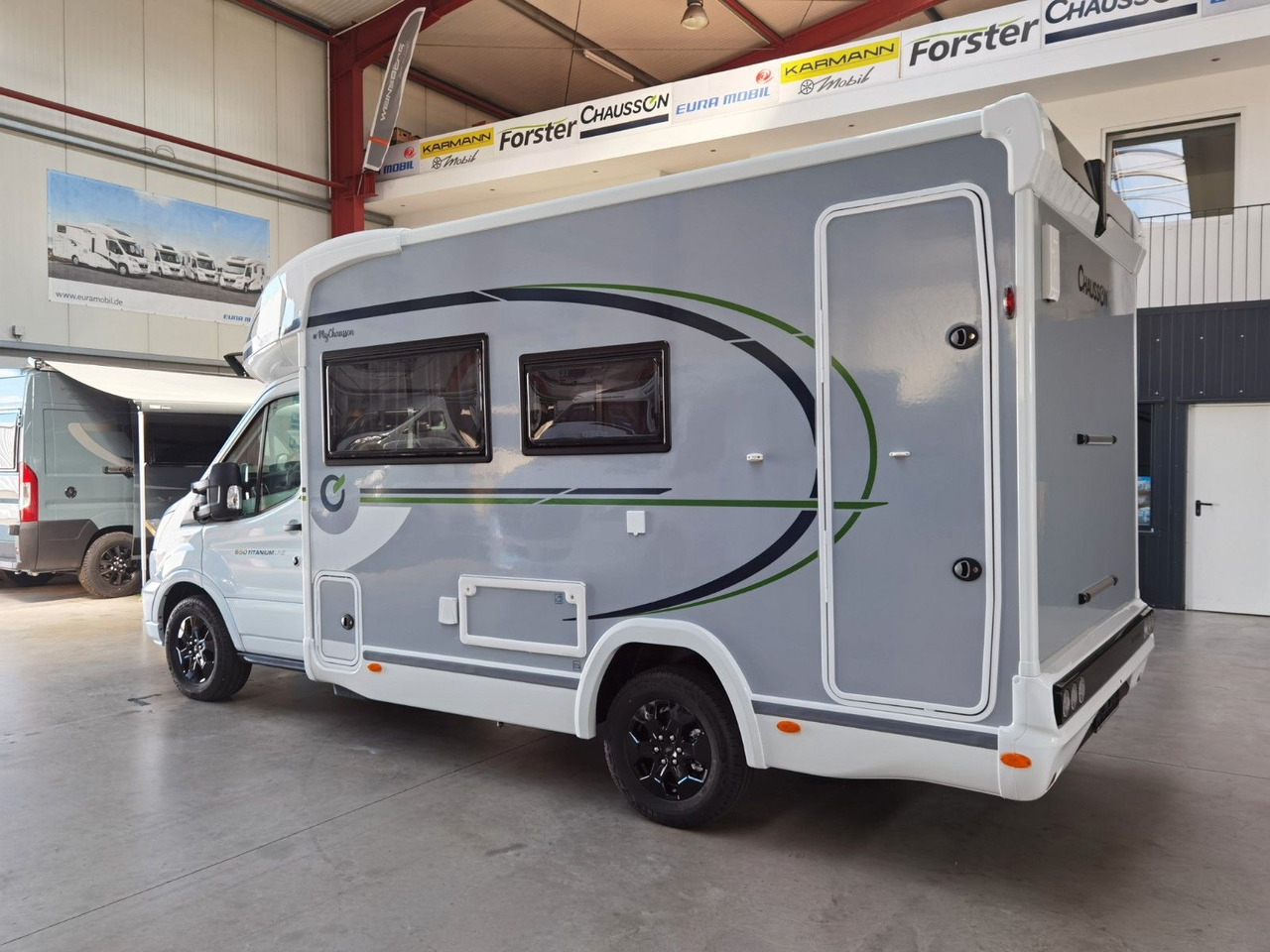 Chausson 650 TITANIUM / -2026- / 165PS-8G. / AHK/ HUBBETT - Semi-integrated motorhome: picture 5 Chausson 650 TITANIUM / -2026- / 165PS-8G. / AHK/ HUBBETT - Semi-integrated motorhome: picture 5