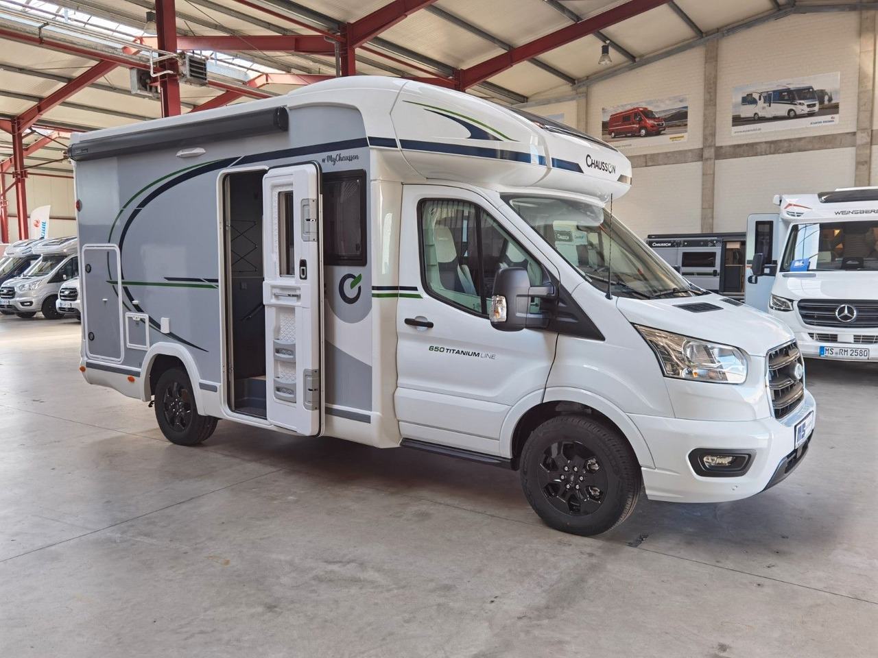 Semi-integrated motorhome Chausson 650 TITANIUM / - 2026 - / NUR 6.39 M. / HUBBETT: picture 9