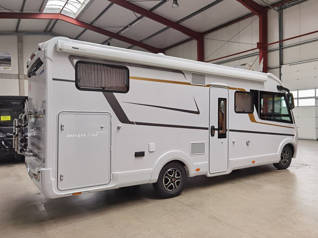 Eura Mobil INTEGRA LINE 720 EF/180PS/EINZELBETTEN & HUBBETT - Integrated motorhome: picture 4 Eura Mobil INTEGRA LINE 720 EF/180PS/EINZELBETTEN & HUBBETT - Integrated motorhome: picture 4