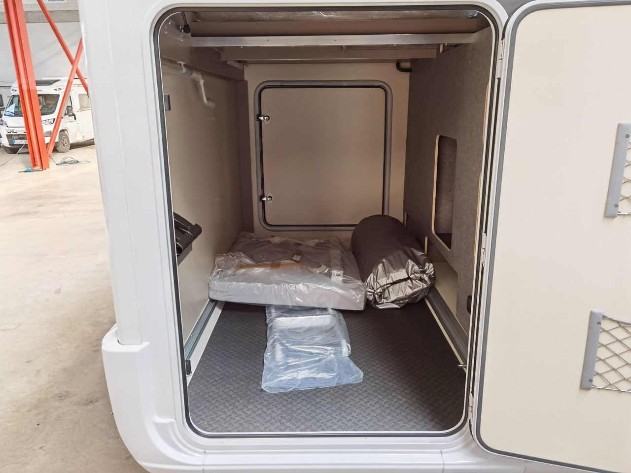 Leasing of  Eura Mobil PROFILA T 726 EF / -2025-/RAUMBAD & EINZELBETTEN Eura Mobil PROFILA T 726 EF / -2025-/RAUMBAD & EINZELBETTEN: picture 13