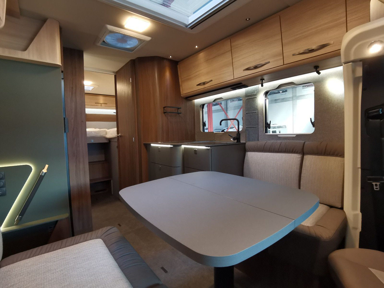 Leasing of  Eura Mobil PROFILA T 726 EF / -2025-/RAUMBAD & EINZELBETTEN Eura Mobil PROFILA T 726 EF / -2025-/RAUMBAD & EINZELBETTEN: picture 15