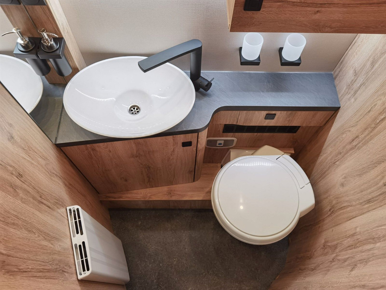 Leasing of  Eura Mobil PROFILA T 726 EF FREESTYLE -SONDERMODELL 2026 Eura Mobil PROFILA T 726 EF FREESTYLE -SONDERMODELL 2026: picture 21