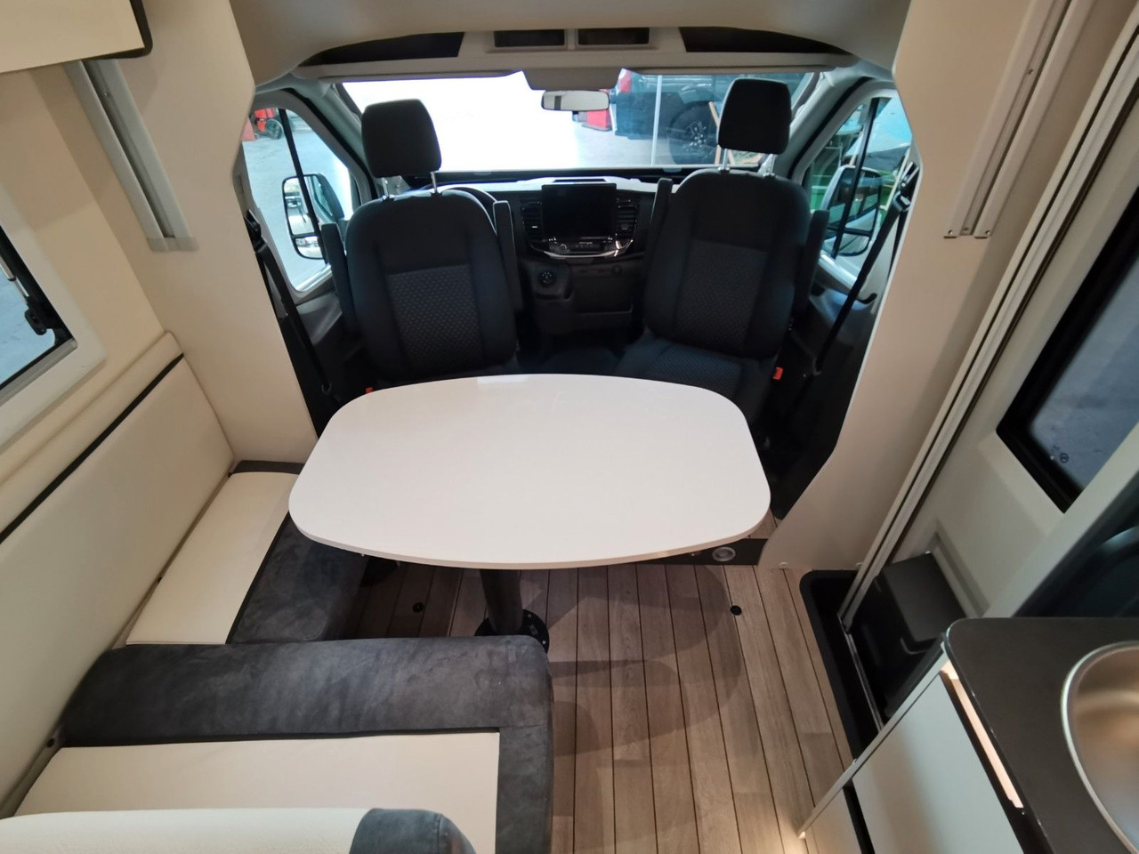 Semi-integrated motorhome Forster T 599 HBN COUPÈ /-MODELL 2026- / 165PS-AUTOMATIK: picture 15 Semi-integrated motorhome Forster T 599 HBN COUPÈ /-MODELL 2026- / 165PS-AUTOMATIK: picture 15