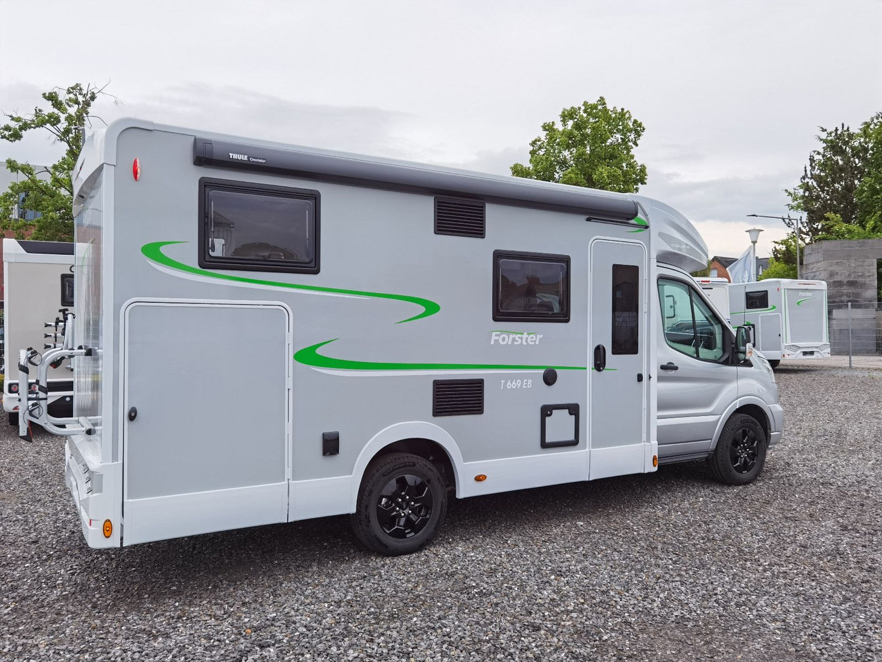 Forster T 669 EBN COUPÈ / 165PS - DSG / EINZELBETTEN - Semi-integrated motorhome: picture 4 Forster T 669 EBN COUPÈ / 165PS - DSG / EINZELBETTEN - Semi-integrated motorhome: picture 4