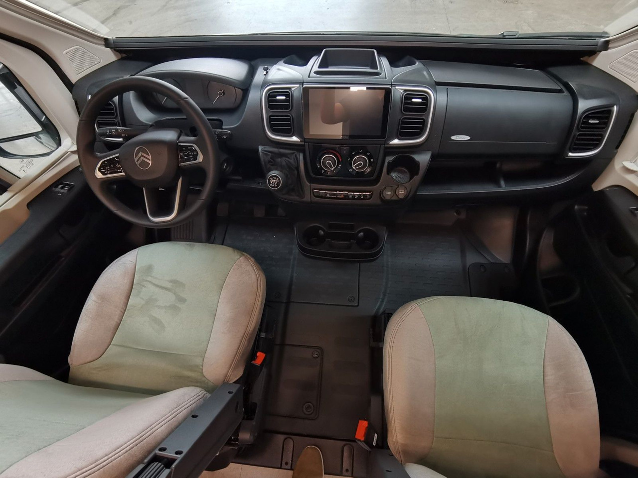 Camper van Karmann DAVIS 590 TRENDSTYLE / -MODELL 2026-/ PLUS-PAKET: picture 13