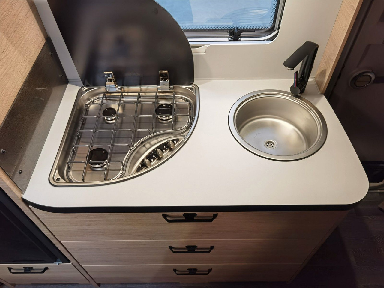 Caravan Weinsberg CARAONE 480 QDK / - 2026 - / ETAGENBETTEN: picture 18 Caravan Weinsberg CARAONE 480 QDK / - 2026 - / ETAGENBETTEN: picture 18