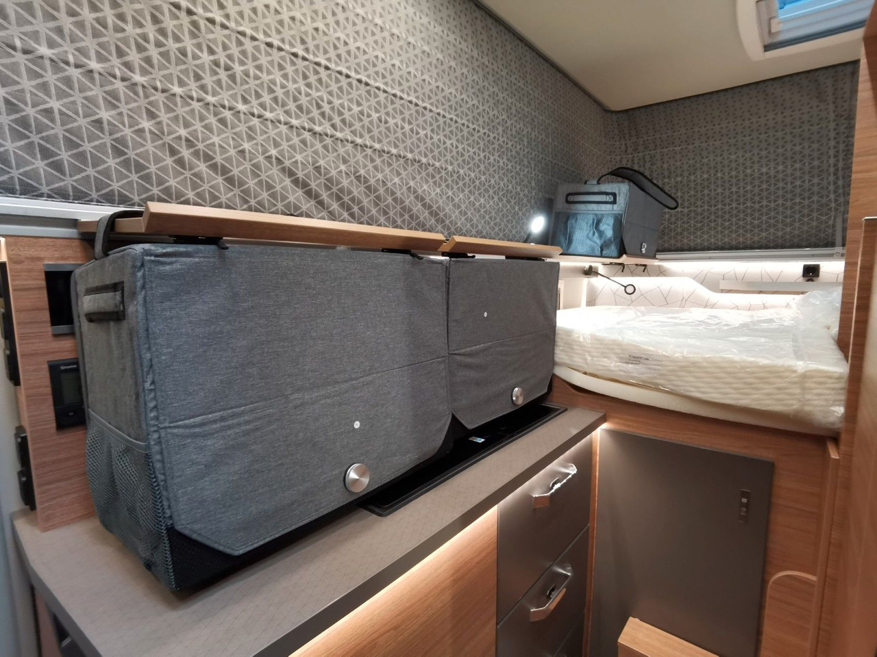 Semi-integrated motorhome Weinsberg X-CURSION CUV 500 MQ PEPPER ED./-2024-/150PS-DSG: picture 19