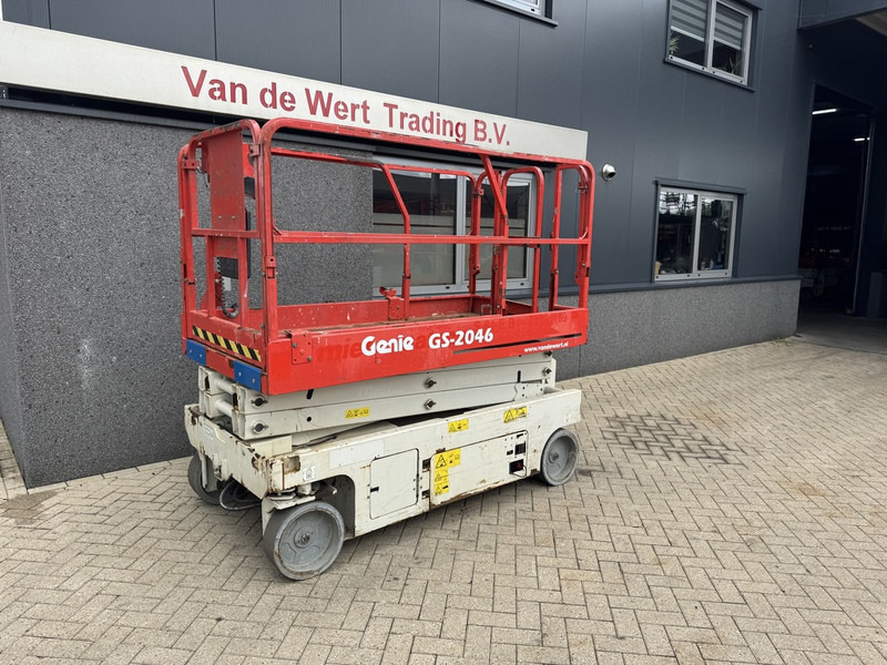 Genie Genie GS2046 schaarlift schaar hoogwerker 2012 uur 8mtr werkhoogte - Scissor lift: picture 2 Genie Genie GS2046 schaarlift schaar hoogwerker 2012 uur 8mtr werkhoogte - Scissor lift: picture 2