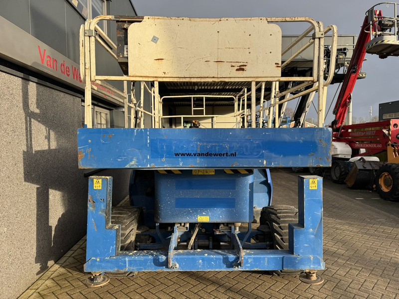 JLG 3394RT - Scissor lift: picture 4 JLG 3394RT - Scissor lift: picture 4