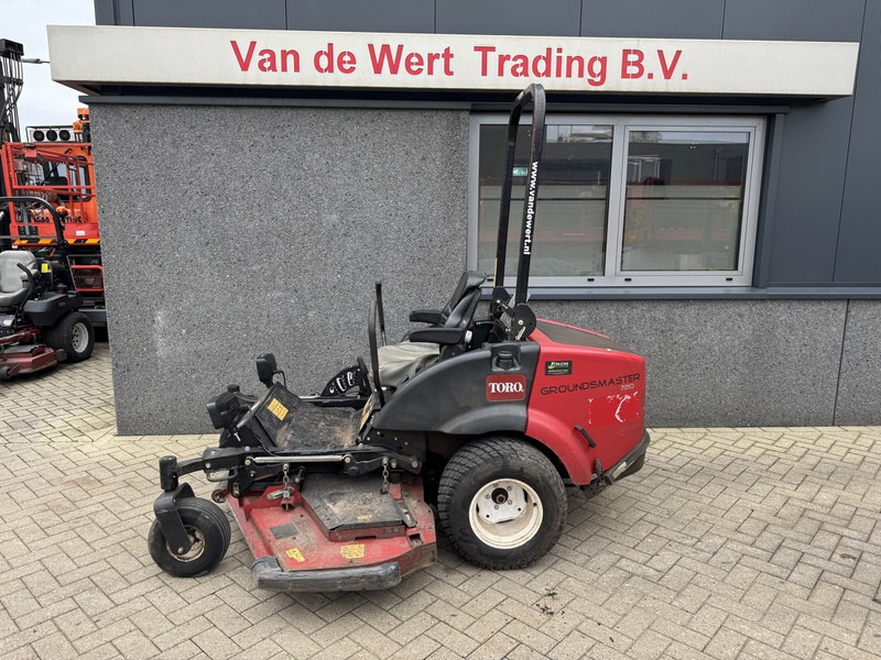 Toro Groundmaster 7210 Cirkelmaaier / Parkmaaier / Grasmaaier 183CM Breedte Kubota Diesel 2019 - Garden mower: picture 1 Toro Groundmaster 7210 Cirkelmaaier / Parkmaaier / Grasmaaier 183CM Breedte Kubota Diesel 2019 - Garden mower: picture 1