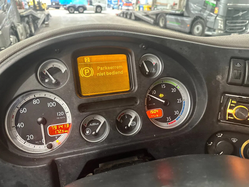 Refrigerator truck DAF LF 45 250 / VLEESHANGWERK/RAILS DE VIANDE/FLEISH BAHNEN: picture 15