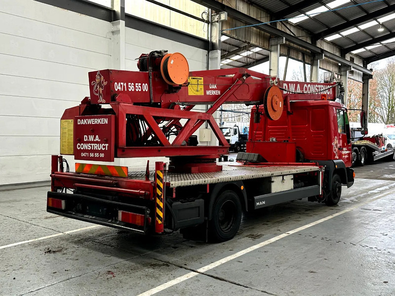MAN 8.136 L84F / 119257 km - Crane truck: picture 5 MAN 8.136 L84F / 119257 km - Crane truck: picture 5