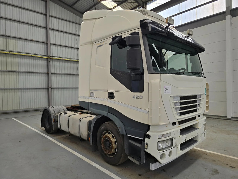Iveco Stralis 420 RETARDER / EURO 5 STANDAIRCO - Tractor unit: picture 3 Iveco Stralis 420 RETARDER / EURO 5 STANDAIRCO - Tractor unit: picture 3