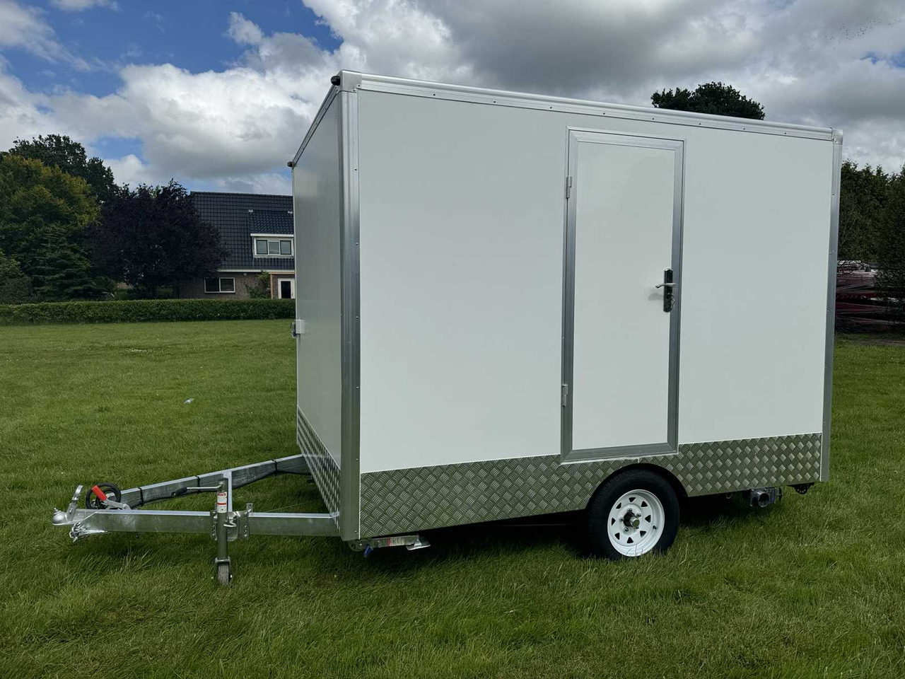 2 Pers. 3966x2000x2784 - Construction container: picture 3 2 Pers. 3966x2000x2784 - Construction container: picture 3