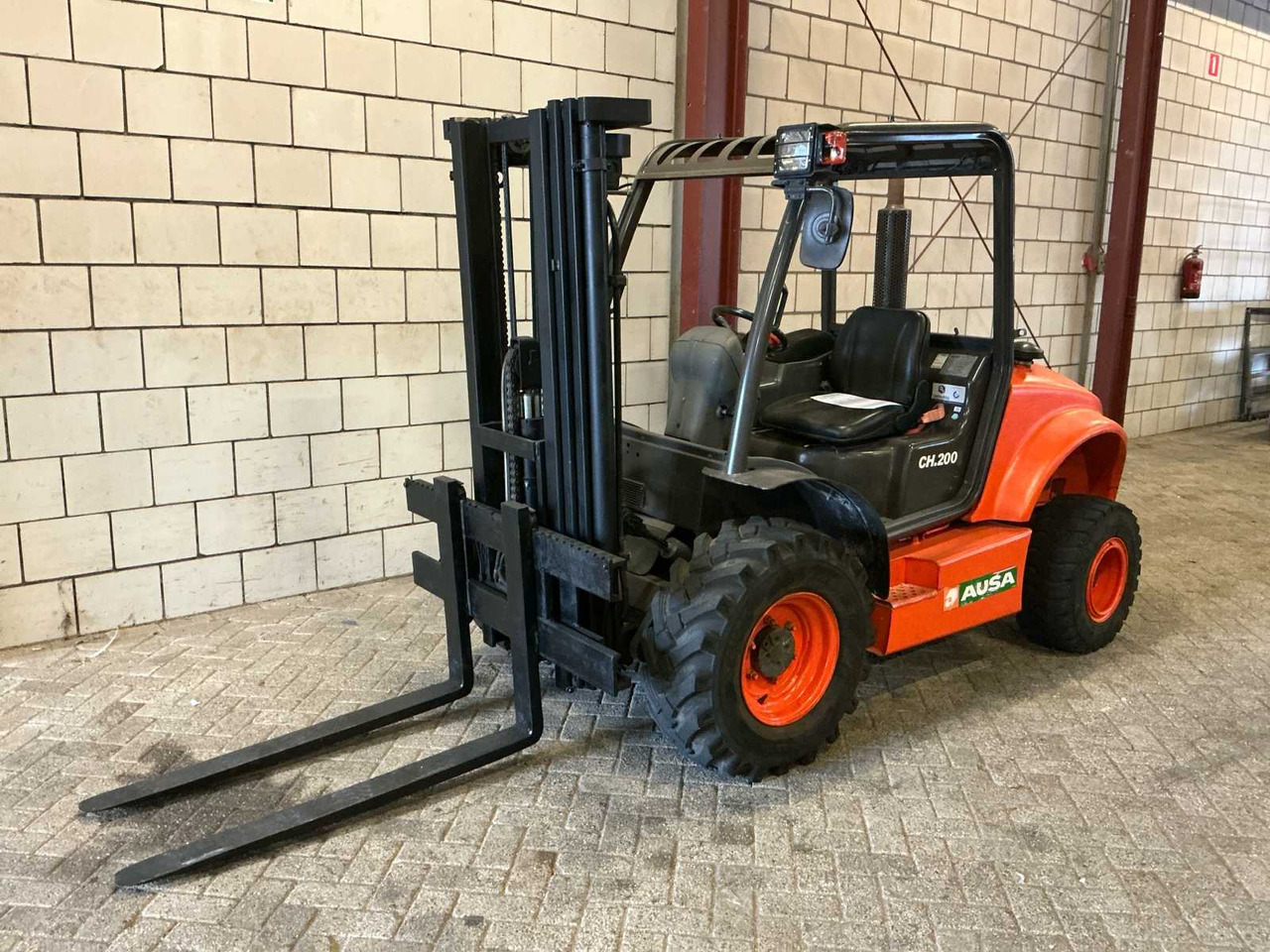 2005 AUSA CH200H FORKLIFT - Forklift: picture 1 2005 AUSA CH200H FORKLIFT - Forklift: picture 1