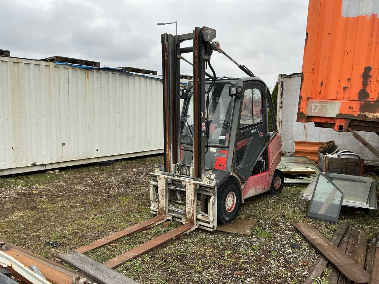 2006 LINDE H30D FORKLIFT - Forklift: picture 2 2006 LINDE H30D FORKLIFT - Forklift: picture 2