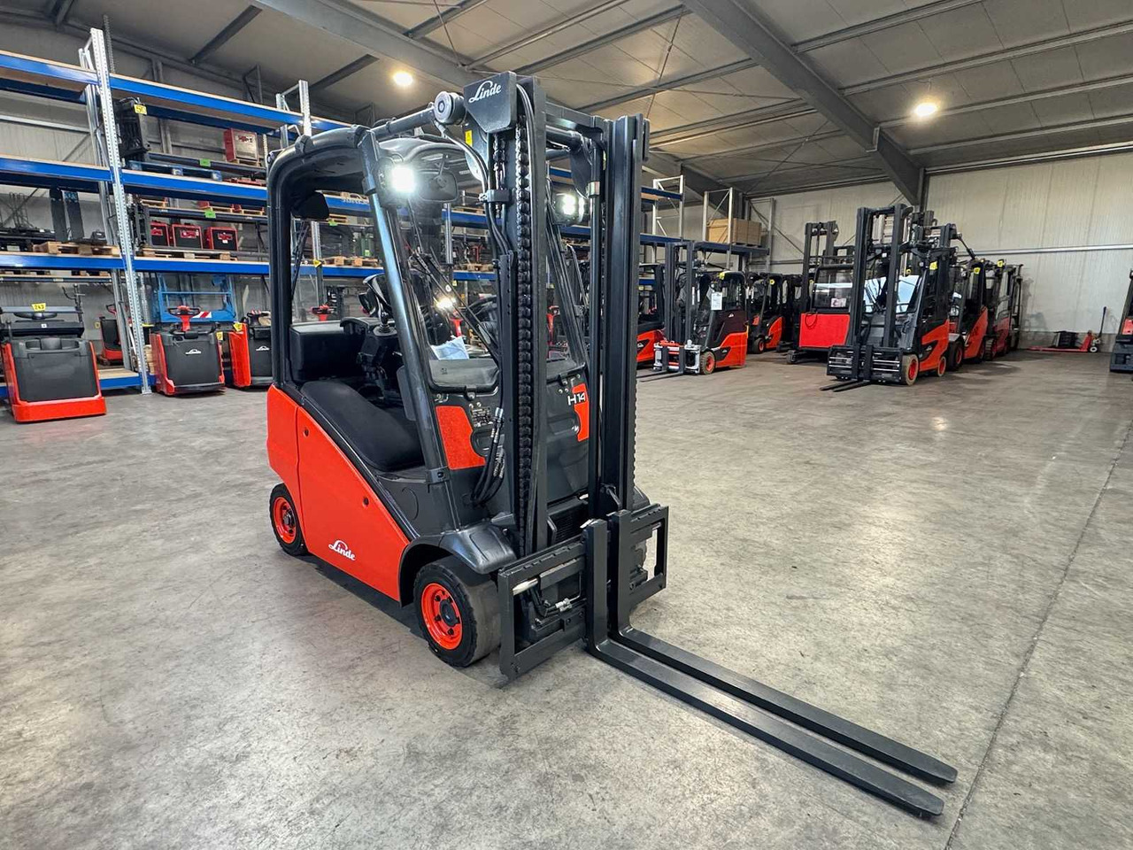 2010 SERVICE + UVV 09/2025 LINDE H14T GAS FORKLIFT FORKLIFT 4,545 HOURS - Forklift: picture 4 2010 SERVICE + UVV 09/2025 LINDE H14T GAS FORKLIFT FORKLIFT 4,545 HOURS - Forklift: picture 4