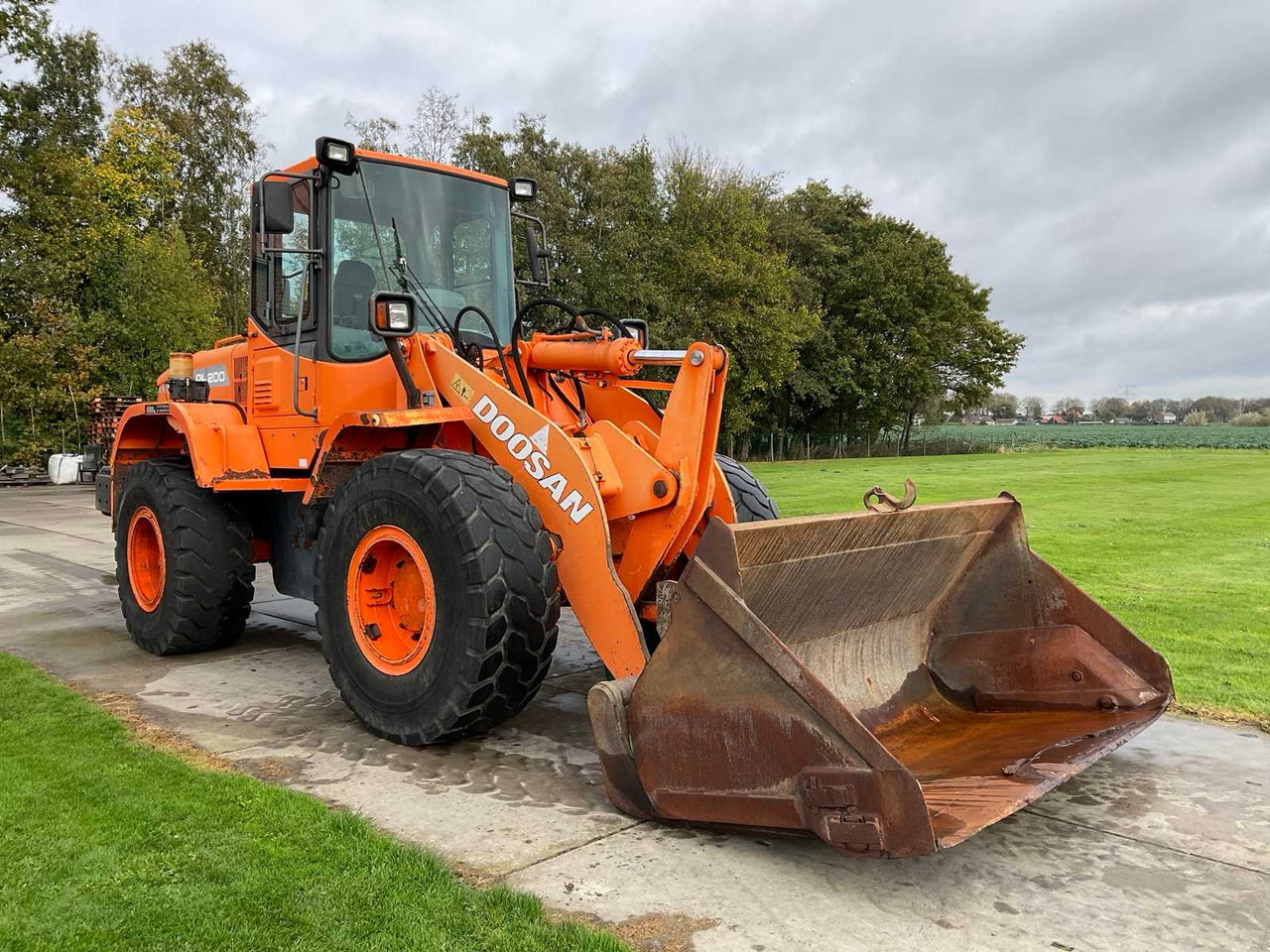 2011 DOOSAN DL200 SHOVEL - Wheel loader: picture 3 2011 DOOSAN DL200 SHOVEL - Wheel loader: picture 3