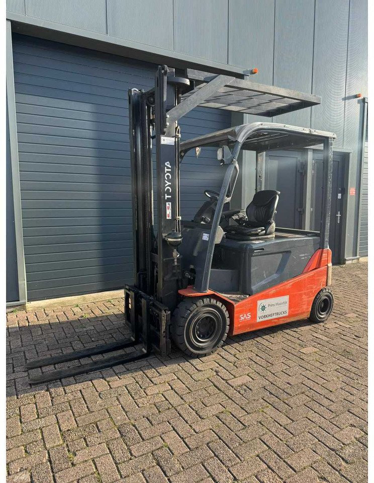 2013 TOYOTA 8FBMT25 FORKLIFT - Forklift: picture 1 2013 TOYOTA 8FBMT25 FORKLIFT - Forklift: picture 1