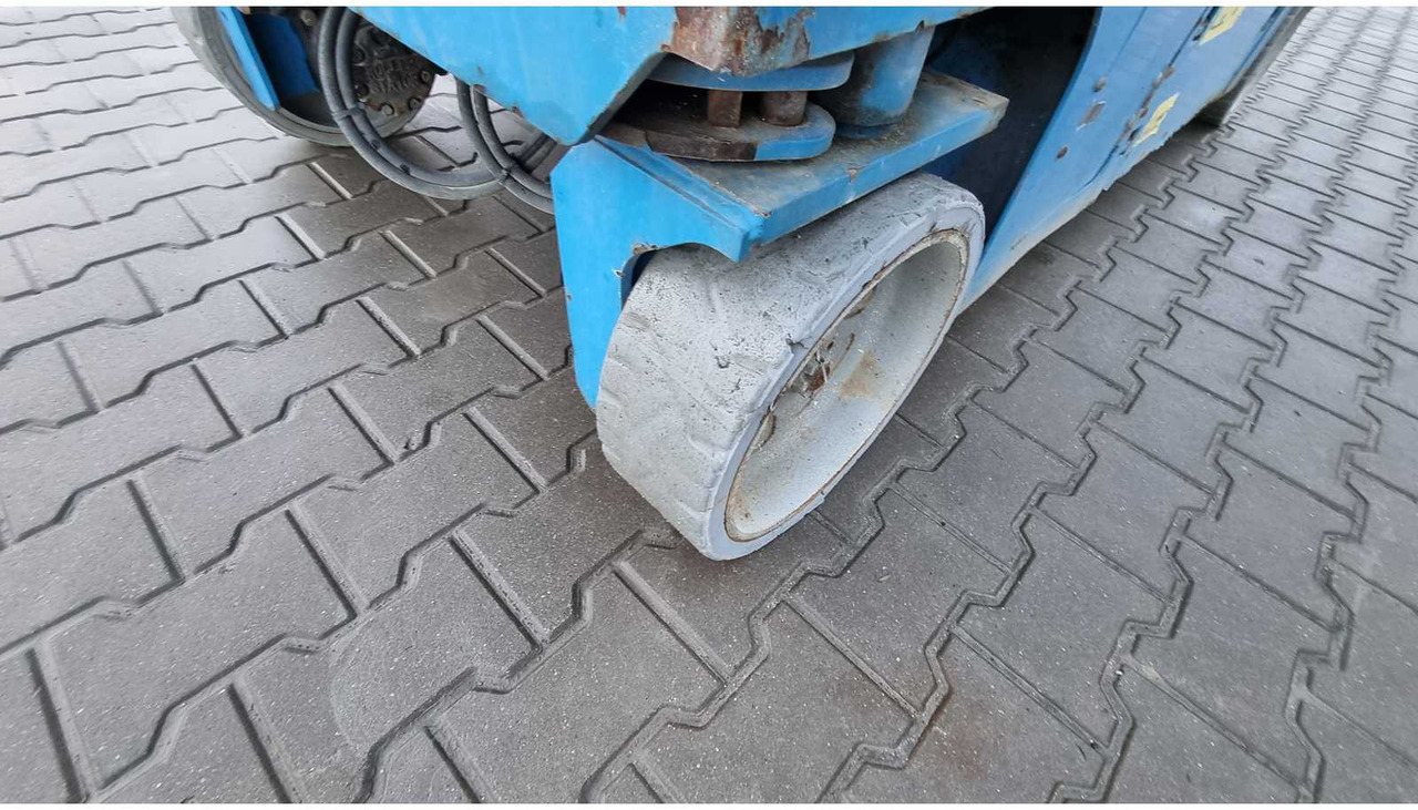 Aerial platform 2015 GENIE GS 4047 AERIAL WORK PLATFORMS (ESN14015016): picture 8