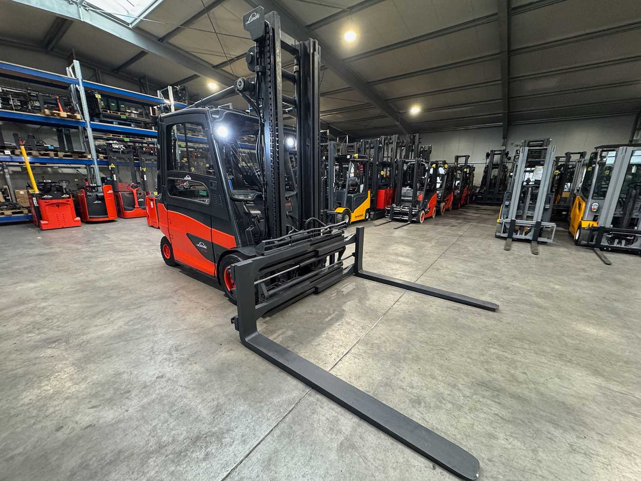 2015 SERVICE+UVV 11/2026 LINDE E50HL 5.000KG 3.+4. VALVE 196CM FORK ADJUSTER ELECTRIC FORKLIFT 11.673 HOURS - Forklift: picture 2 2015 SERVICE+UVV 11/2026 LINDE E50HL 5.000KG 3.+4. VALVE 196CM FORK ADJUSTER ELECTRIC FORKLIFT 11.673 HOURS - Forklift: picture 2
