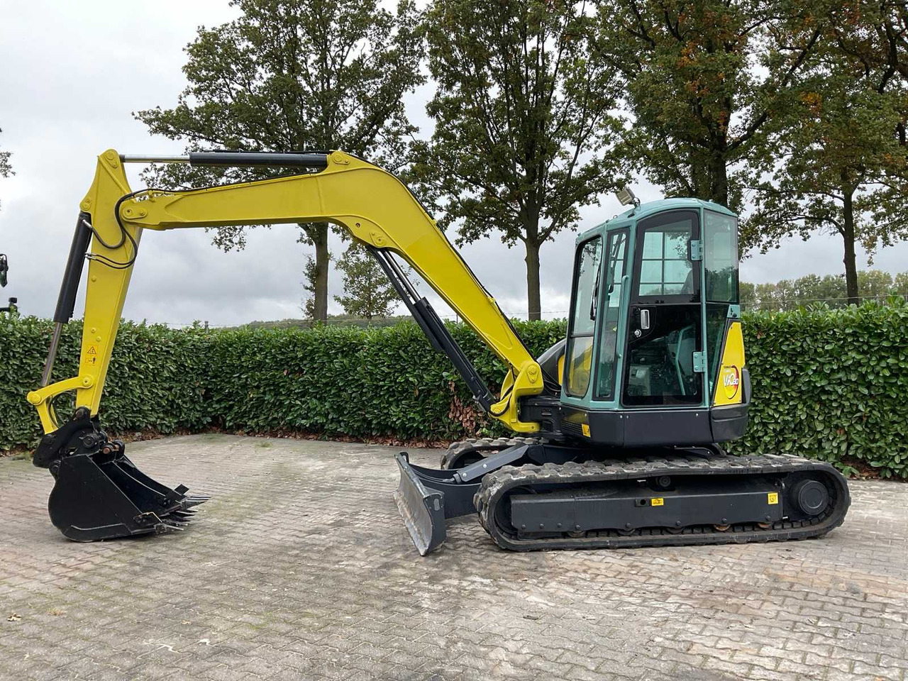 2015 YANMAR VIO80 MIDI EXCAVATOR - Excavator: picture 2 2015 YANMAR VIO80 MIDI EXCAVATOR - Excavator: picture 2