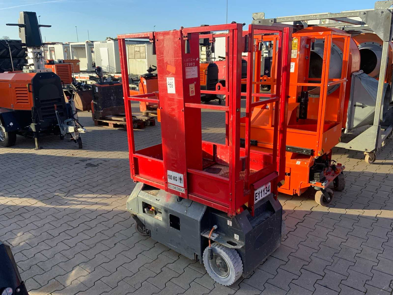 2017 BRAVIISOL LEONARDO LUI MINI HD AERIAL PLATFORM / PASSENGER LIFT - Aerial platform: picture 2 2017 BRAVIISOL LEONARDO LUI MINI HD AERIAL PLATFORM / PASSENGER LIFT - Aerial platform: picture 2