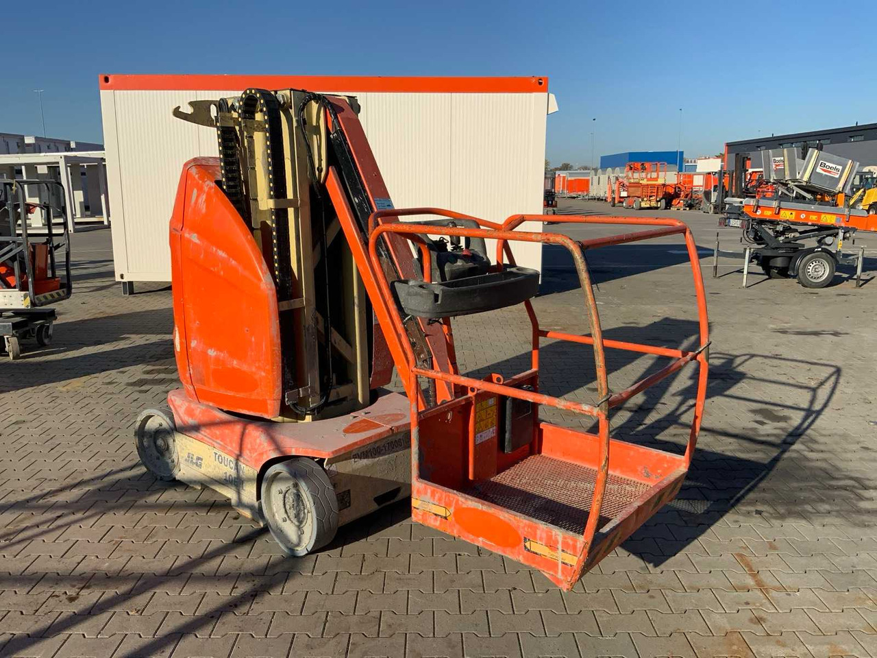 2017 JLG TOUCAN 10E PASSENGER LIFT - Aerial platform: picture 4 2017 JLG TOUCAN 10E PASSENGER LIFT - Aerial platform: picture 4