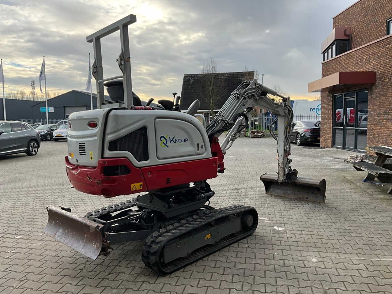 2019 TAKEUCHI TB225 CANOPY MINI EXCAVATOR - Mini excavator: picture 3 2019 TAKEUCHI TB225 CANOPY MINI EXCAVATOR - Mini excavator: picture 3