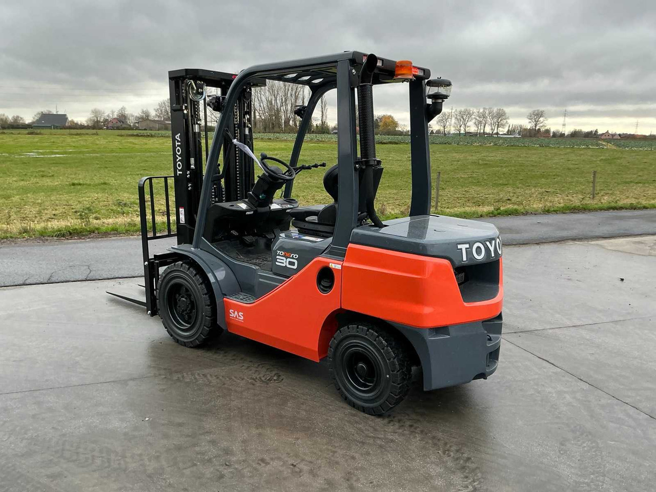 Forklift 2024 TOYOTA 52-8FDF30 FORKLIFT: picture 16 Forklift 2024 TOYOTA 52-8FDF30 FORKLIFT: picture 16