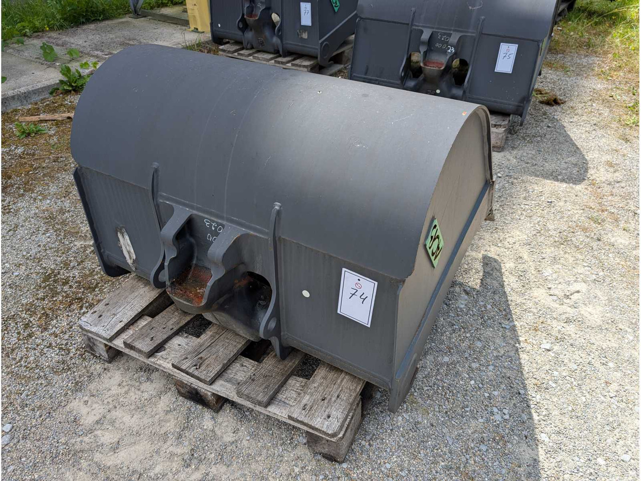 ACB (COUPLEURS & GODETS) - 2021 - LOW SPOON 1000MM - MODULE 3 - 364 LITRES - Wheel loader: picture 1 ACB (COUPLEURS & GODETS) - 2021 - LOW SPOON 1000MM - MODULE 3 - 364 LITRES - Wheel loader: picture 1