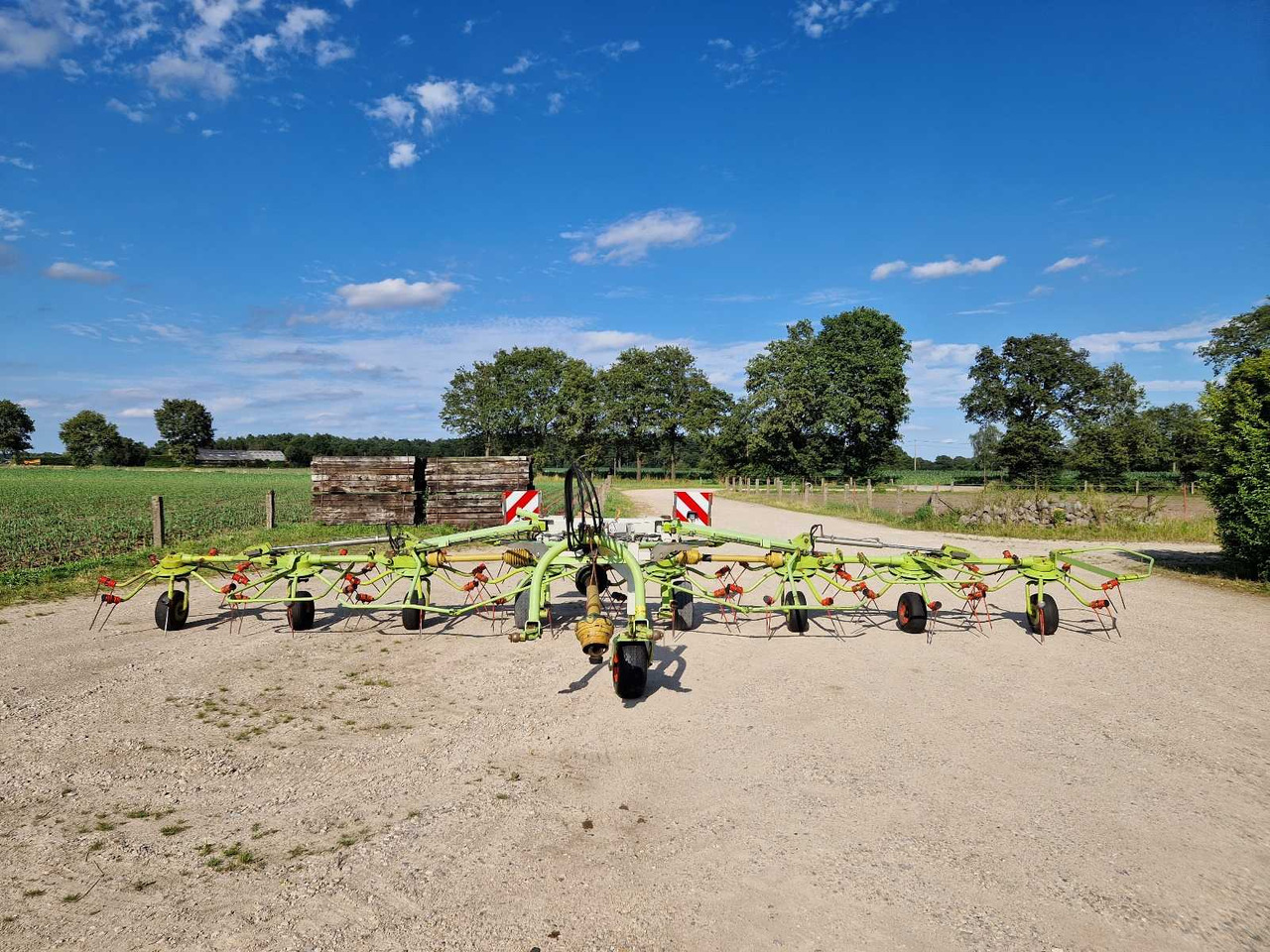 Claas Volto 1050 - Agricultural machinery: picture 1 Claas Volto 1050 - Agricultural machinery: picture 1