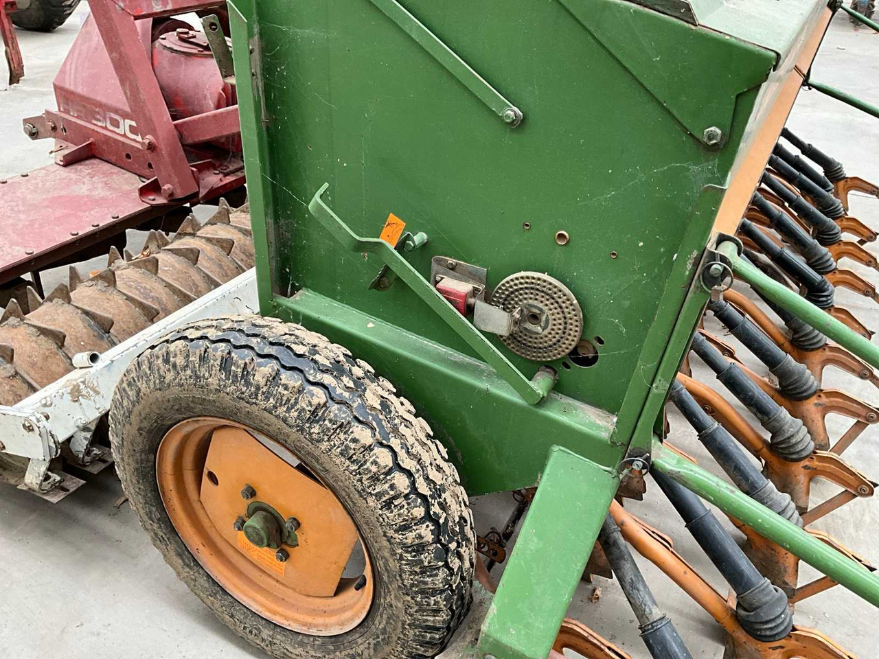 Sowing equipment Amazone HR300/D7: picture 9