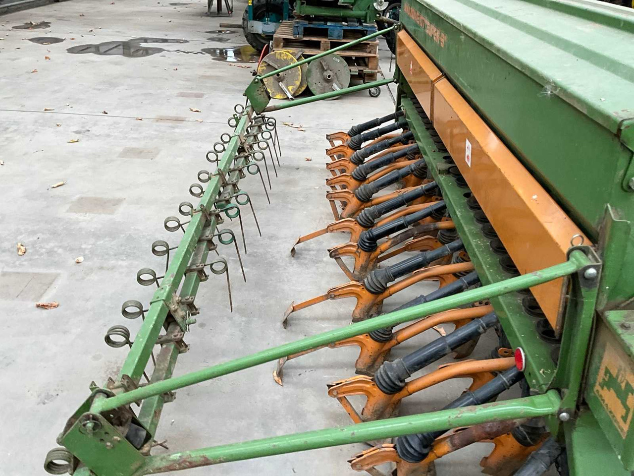 Sowing equipment Amazone HR300/D7: picture 23