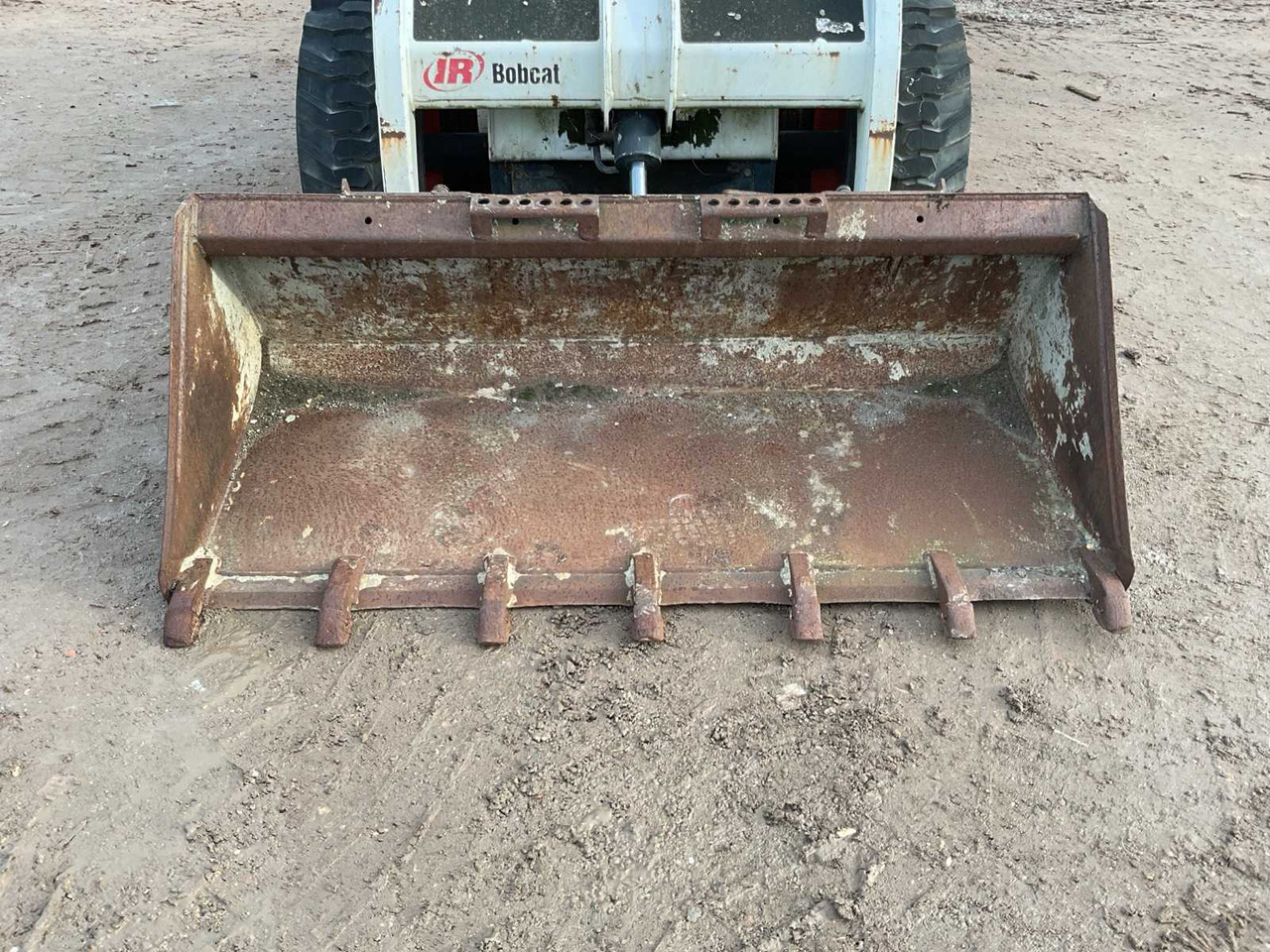 BOBCAT 753 SKID STEER LOADER - Compact track loader: picture 5 BOBCAT 753 SKID STEER LOADER - Compact track loader: picture 5