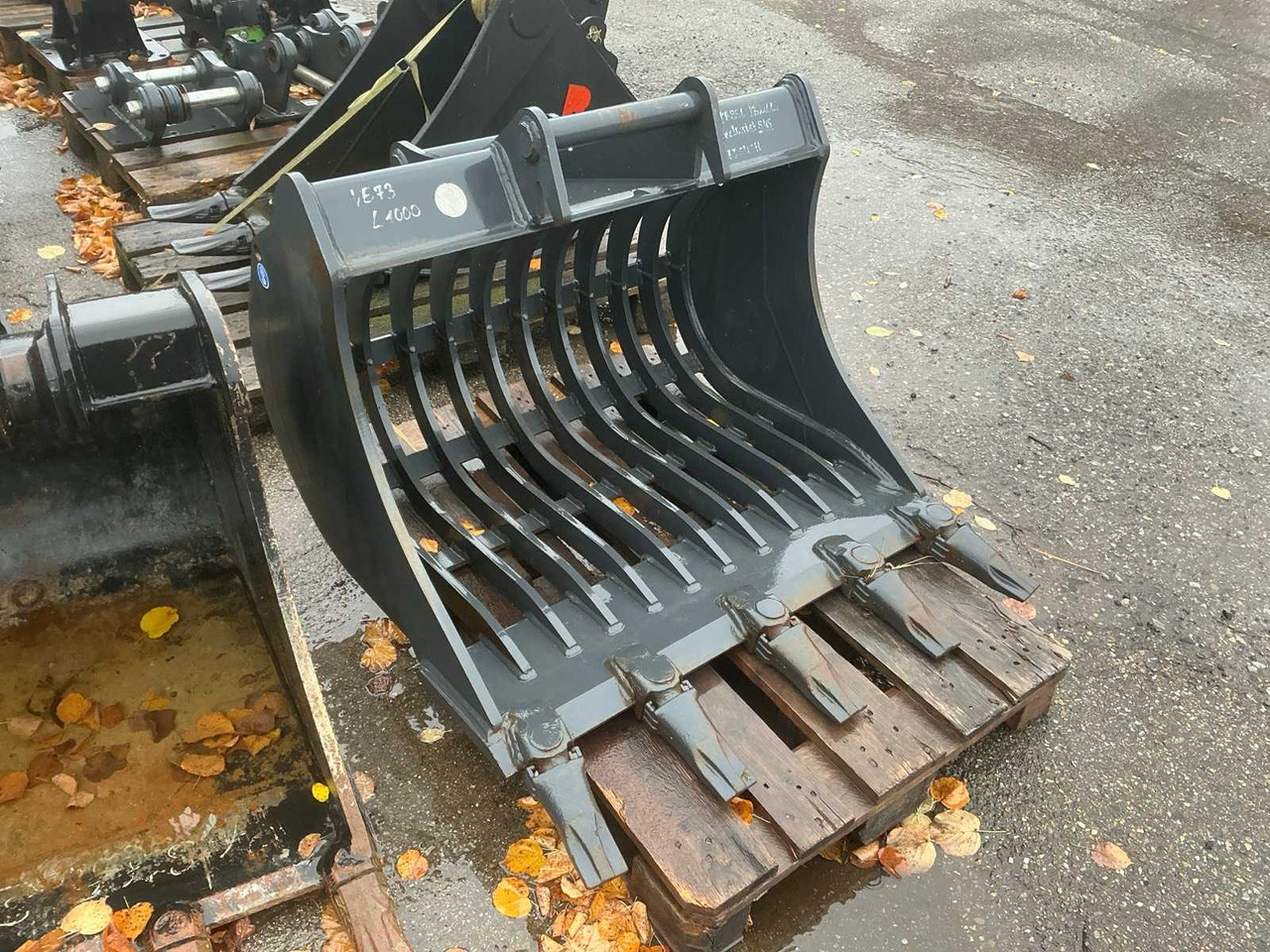 CANGHINI - VE73 - 2021 - SIEVE SPOON - 1000MM - TOOTH TYPE 5X DTE19 - S45 - Wheel loader: picture 2 CANGHINI - VE73 - 2021 - SIEVE SPOON - 1000MM - TOOTH TYPE 5X DTE19 - S45 - Wheel loader: picture 2