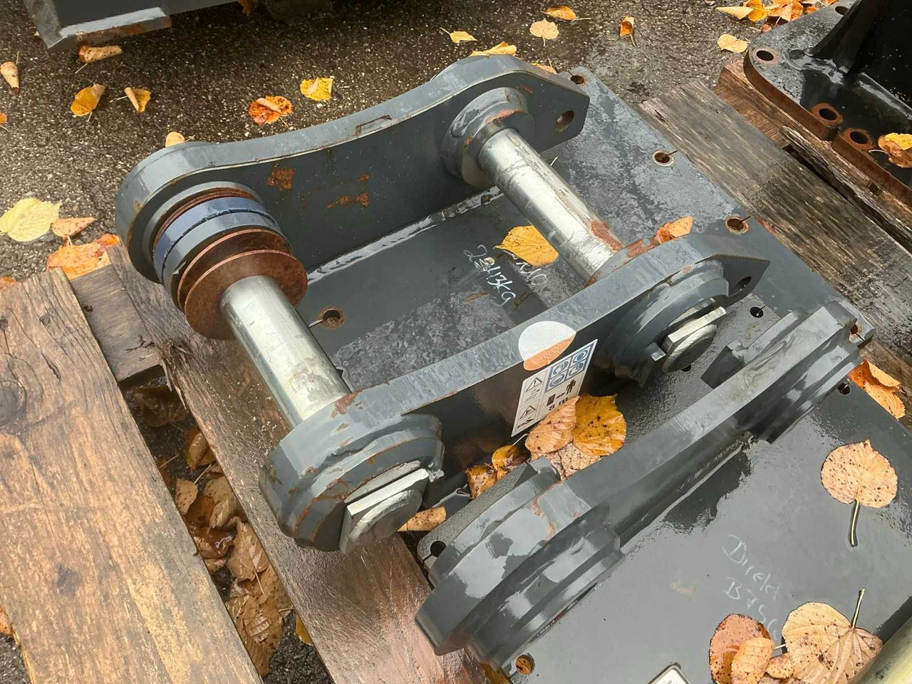 CANGINI - 2021 - ADAPTER PLATE WITH BOLT MOUNT - Wheel loader: picture 4 CANGINI - 2021 - ADAPTER PLATE WITH BOLT MOUNT - Wheel loader: picture 4