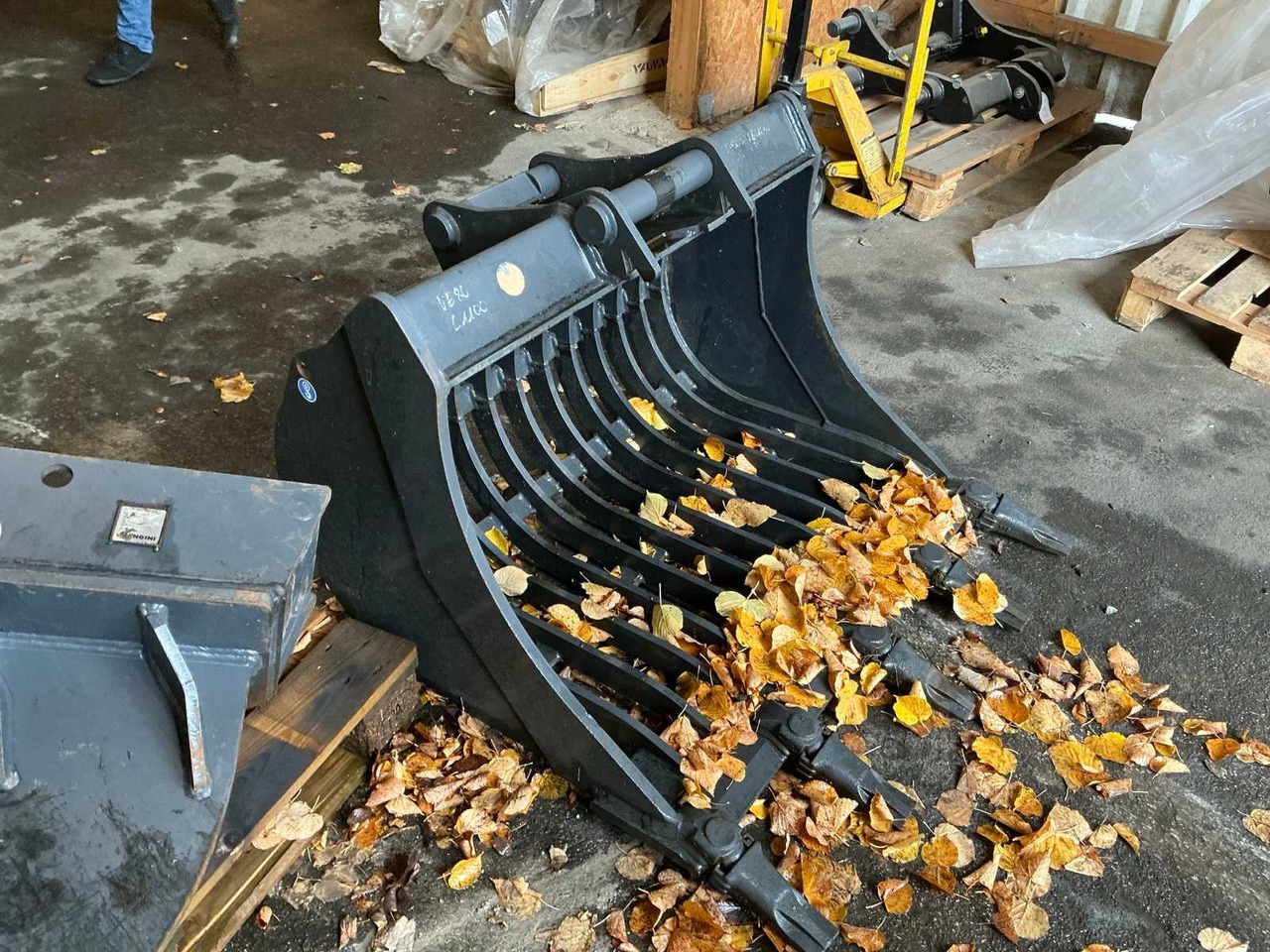 CANGINI - 2021 - SCREENING BUCKET 1100MM - Wheel loader: picture 2 CANGINI - 2021 - SCREENING BUCKET 1100MM - Wheel loader: picture 2