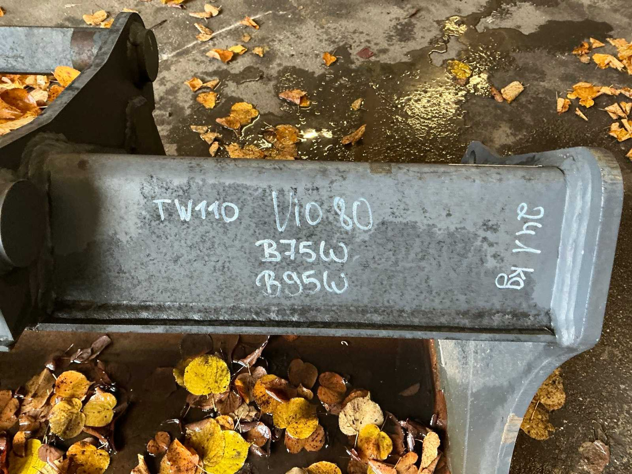 CANGINI - 2021 - SPOON FOR TEREX YANMAR SCHAEFF VIO80 B75W B95W B110W - Wheel loader: picture 2 CANGINI - 2021 - SPOON FOR TEREX YANMAR SCHAEFF VIO80 B75W B95W B110W - Wheel loader: picture 2