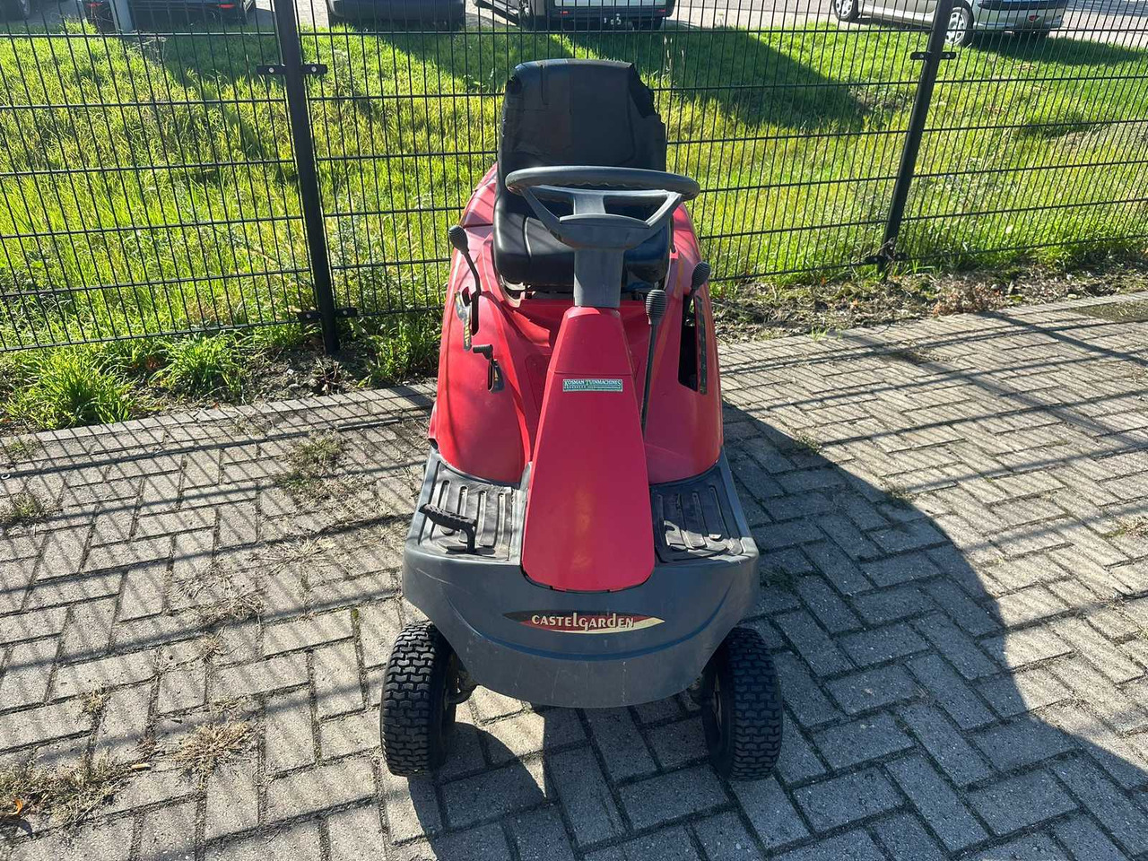 Castelgarden xf 130 hd - Garden mower: picture 3 Castelgarden xf 130 hd - Garden mower: picture 3